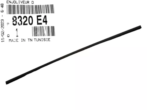 Rechter sierlijst op dak