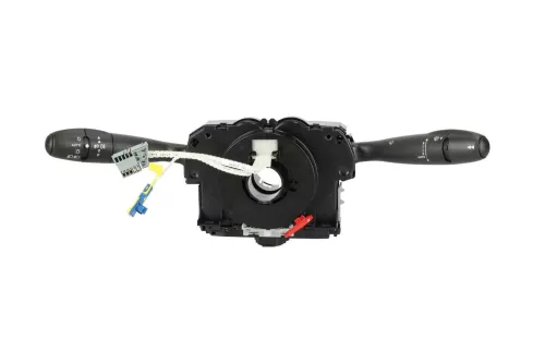 C1095VA - T3 B9/ COM 2005/ 2 STEKKER VOOR/ 4 STEKKERS ACHTER/ LINKS