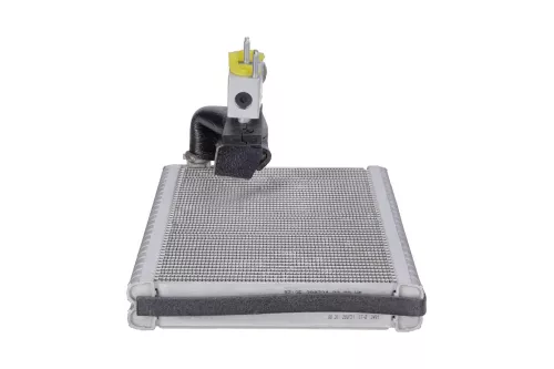 C33HG - T3 B9/ DIESEL + AIRCO AAN-UIT/ KOELMIDDEL 1234YF/ ZIE