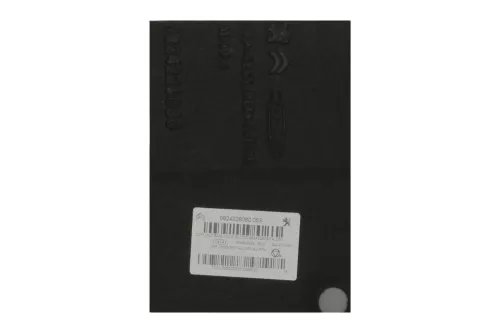 ISOLATIEPLAAT ONDER MOTOR/ ZIE 9824226080