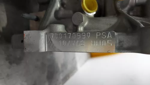 BT 1.2 12V 3CYL HNS HN05 EB2ADTS/ 95KW 130PK/ MET GRIJZE OF